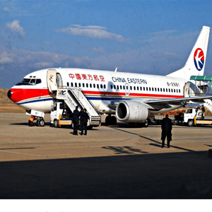 西昌青山机场快递航空快运业稳步发展的原因是什么？